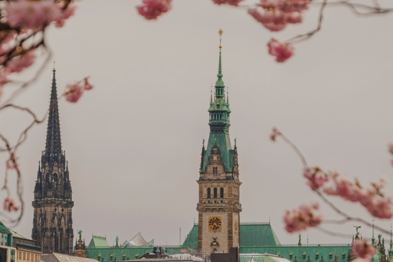 Hamburg im Fruehling / Hamburg in spring