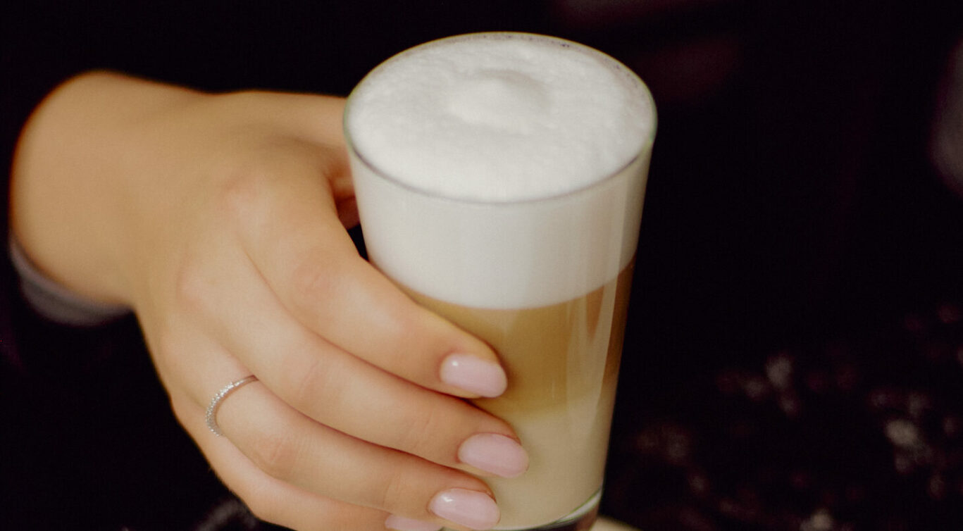 Latte Macciato im EMIL'S