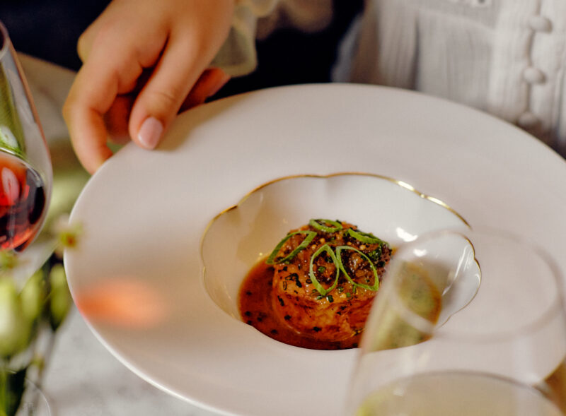 Teller mit Tartar
